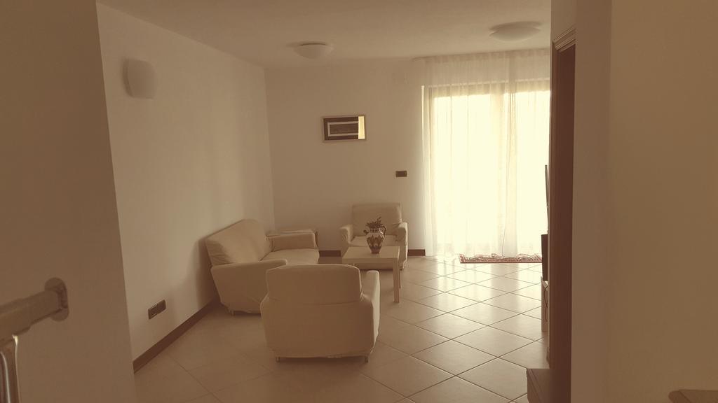 סיסטיאנה Residence Oliveto Mare Carso מראה חיצוני תמונה